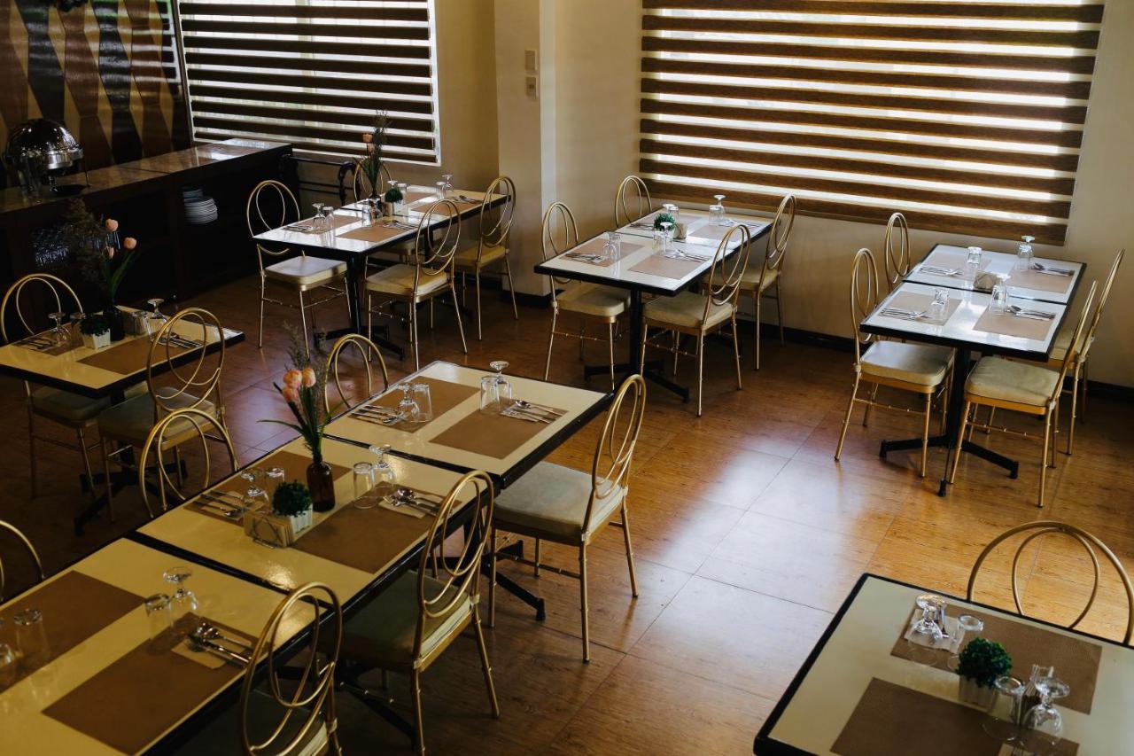 Amalfi718 Hotel Lipa City Luaran gambar