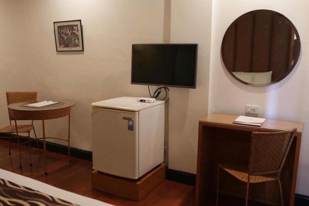 Amalfi718 Hotel Lipa City Luaran gambar