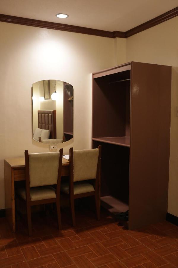 Amalfi718 Hotel Lipa City Luaran gambar