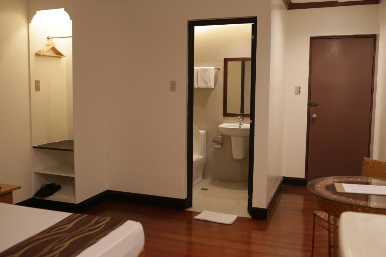 Amalfi718 Hotel Lipa City Luaran gambar