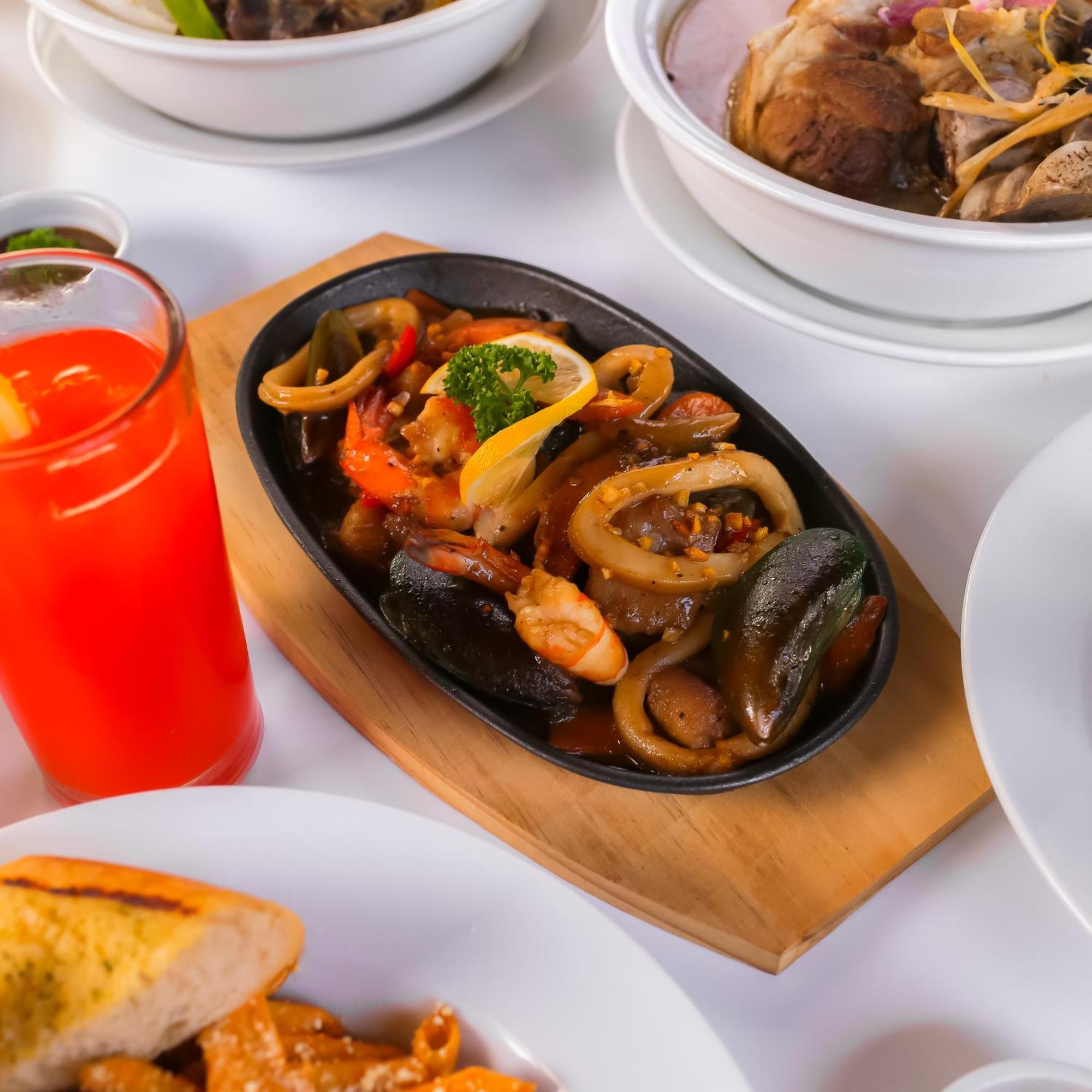 Amalfi718 Hotel Lipa City Luaran gambar